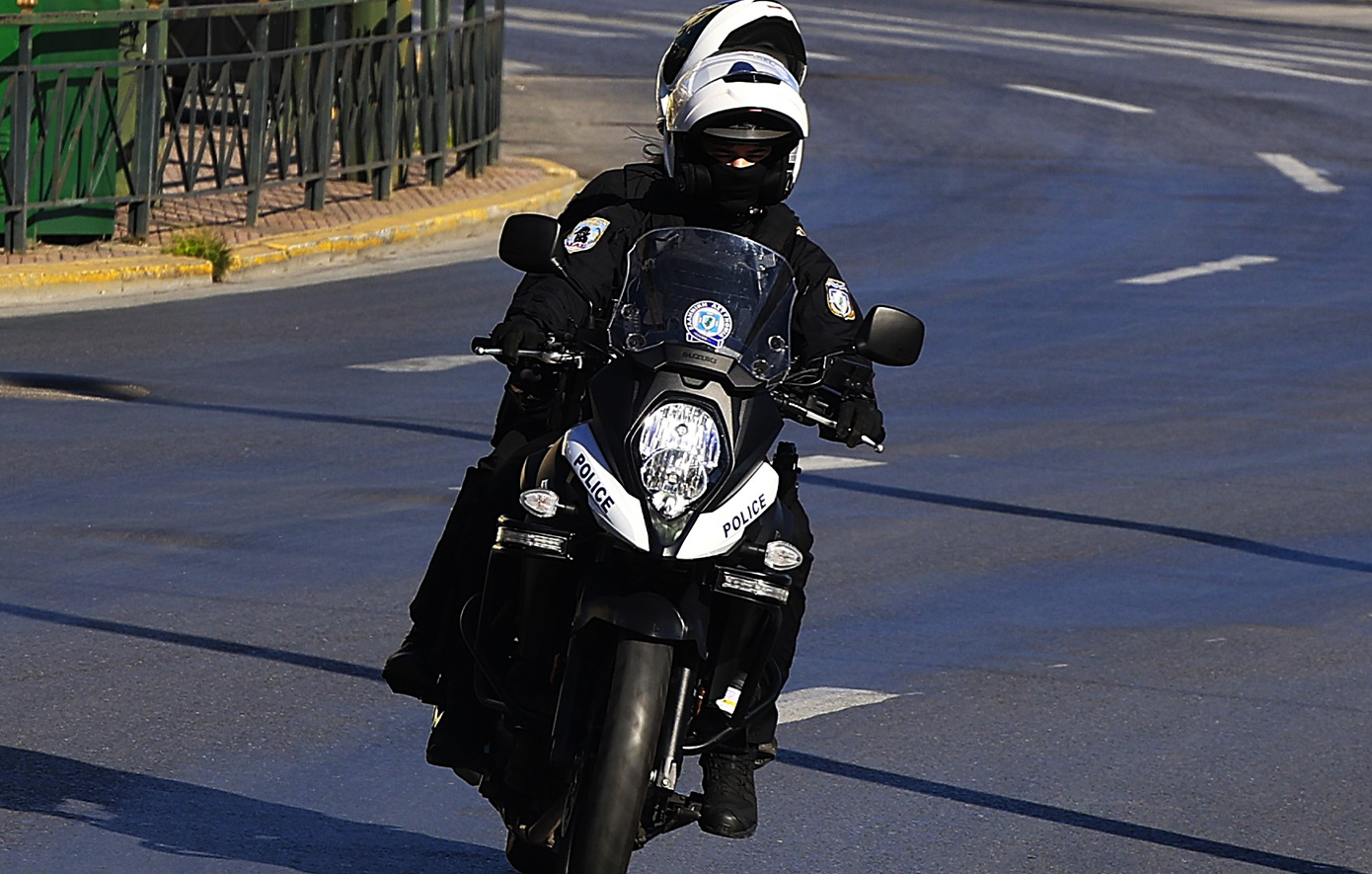 Καλαμάτα: Συνελήφθη 24χρονος οδηγός μετά από καταδίωξη – Τραυμάτισε αστυνομικούς στην προσπάθειά του να διαφύγει