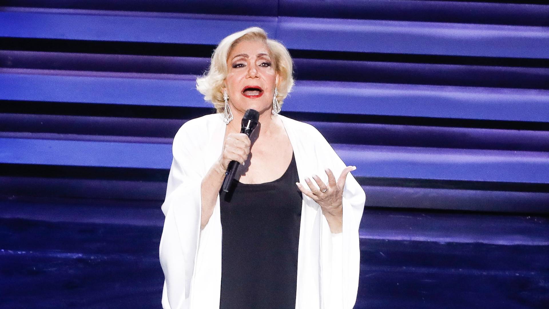 Δύσκολες ώρες για τη Μαρινέλλα: Δεν σηκώνεται από το κρεβάτι και πλέον δυσκολεύεται πολύ να μιλήσει