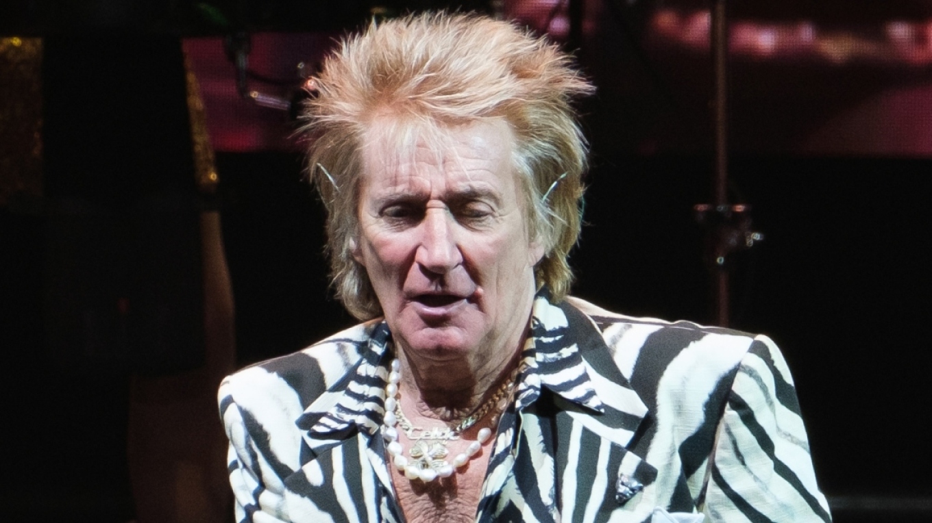 Ροντ Στιούαρτ: Aνησυχία στους θαυμαστές του 80χρονου τραγουδιστή – Ακύρωσε ακόμα 6 συναυλίες