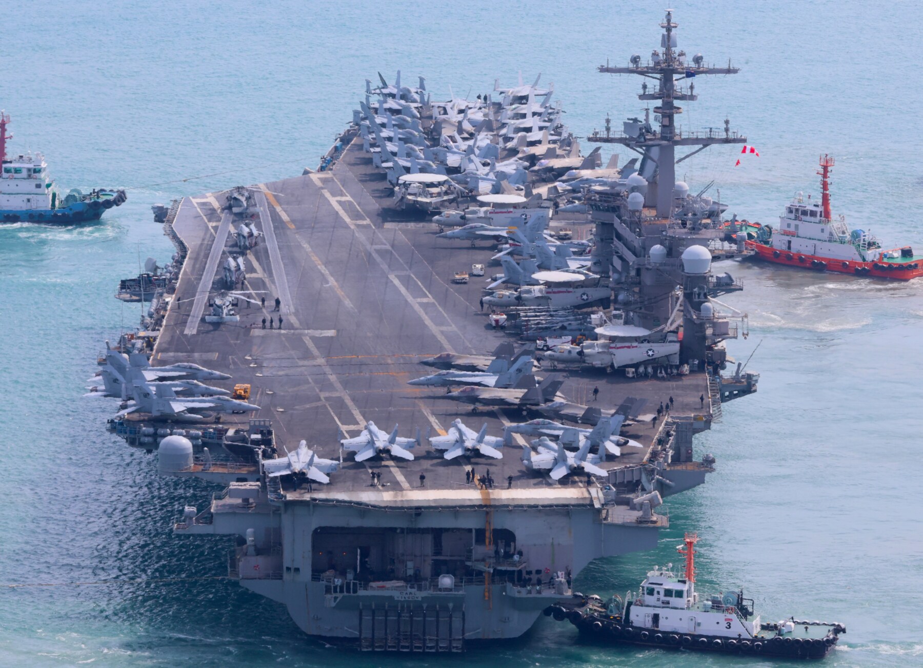 Οι Χούθι με φθηνά drones και βαλλιστικούς πυραύλους μειώνουν τα αμερικανικά αεροπλανοφόρα την επόμενη δεκαετία!