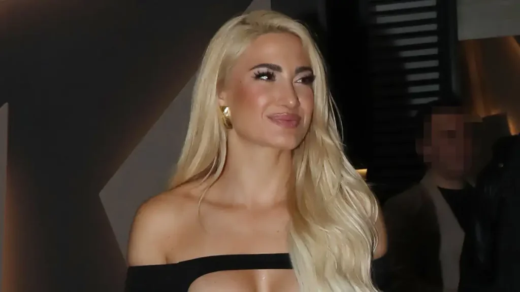 Η εντυπωσιακή εμφάνιση της Ι.Τούνη σε γλέντι στη Μύκονο: Συναντήθηκε και με την Ε.Φουρέιρα (φωτο – βίντεο)