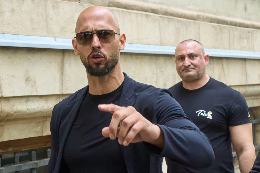 Άντριου Τέιτ: Συνελήφθη για υπερβολική ταχύτητα στη Ρουμανία – Οδηγούσε με 196 χλμ/ώρα!