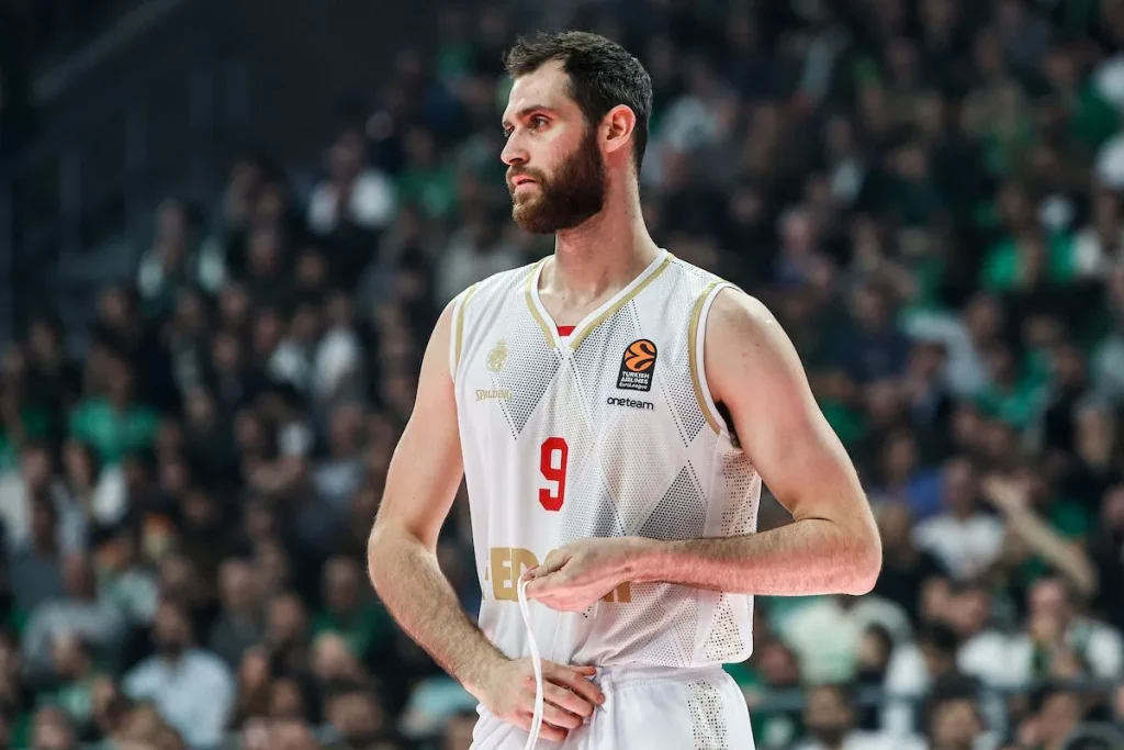 Φεύγει από τη Μονακό ο Γιώργος Παπαγιάννης – Σε ποια ομάδα υπογράφει ο Έλληνας σέντερ