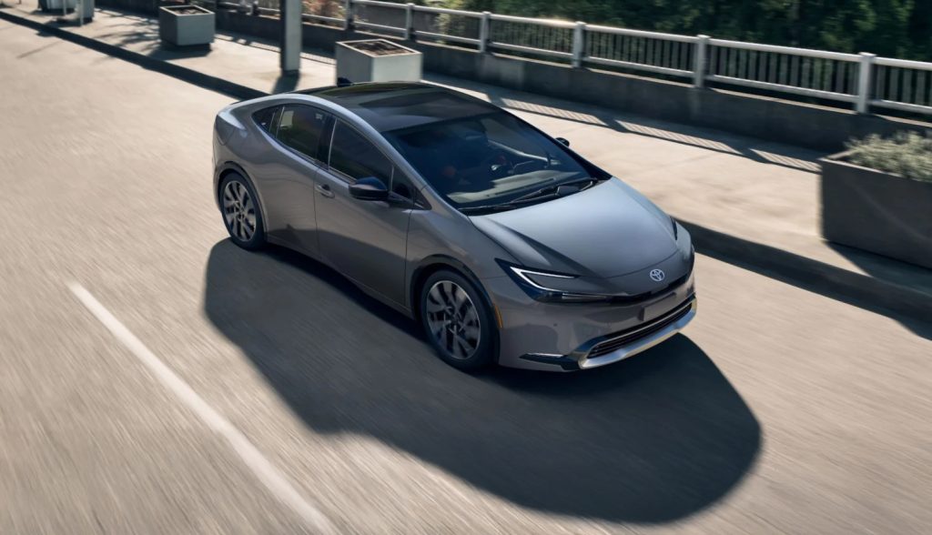 Υβριδικά vs Ηλεκτρικά: Η Toyota απαντά με αριθμούς