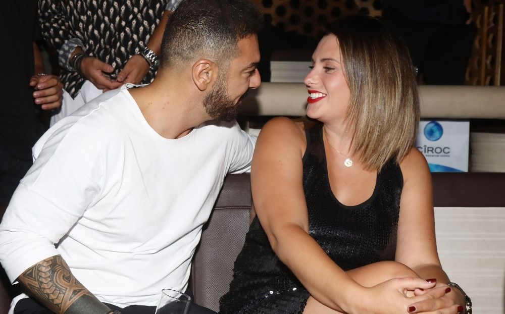 Τριαντάφυλλος: Απαντά στις φήμες περί χωρισμού με τη Δήμητρα Σιαμπάνη