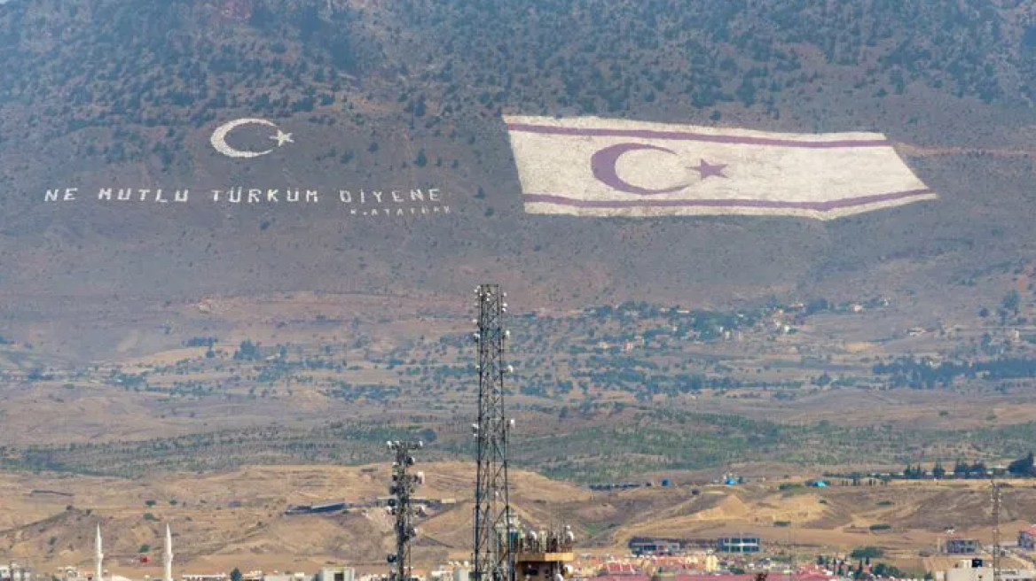 Καβάλα: Έγινε με κάθε επισημότητα η τελετή υποδοχής των οστών Έλληνα πεσόντα στρατιωτικού στην Κύπρο