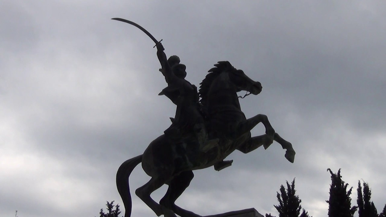 H ιστορία γύρω από το «Κάθισμα» του Θ.Κολοκοτρώνη – Που βρίσκεται; (βίντεο)