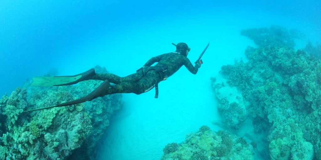 Στο νοσοκομείο ανήλικος που χτυπήθηκε με ψαροντούφεκο κατά τη διάρκεια ψαρέματος