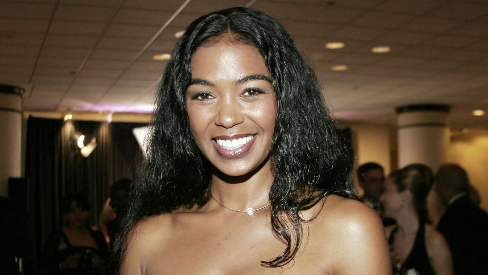 «Έφυγε» από τη ζωή σε ηλικία 52 ετών η Ανάντα Λιούις του MTV: Η «μάχη» που έδινε με τον καρκίνο του μαστού