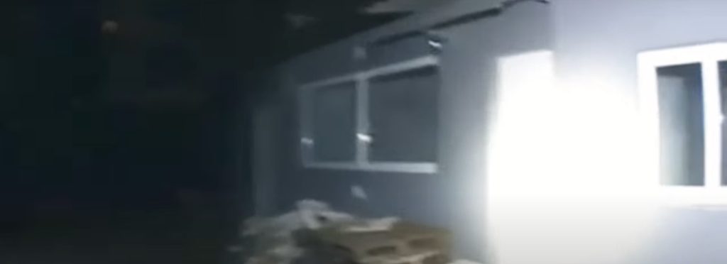 Σύλληψη αλλοδαπών διαρρηκτών από την Άμεση Δράση την ώρα της διάρρηξης – Δείτε το βίντεο