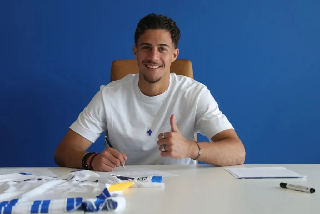 Οι πρώτες επίσημες δηλώσεις του Μ.Κωστούλα με τη φανέλα της Μπράιτον: «Όνειρο να αγωνίζεσαι στην Αγγλία» (βίντεο)