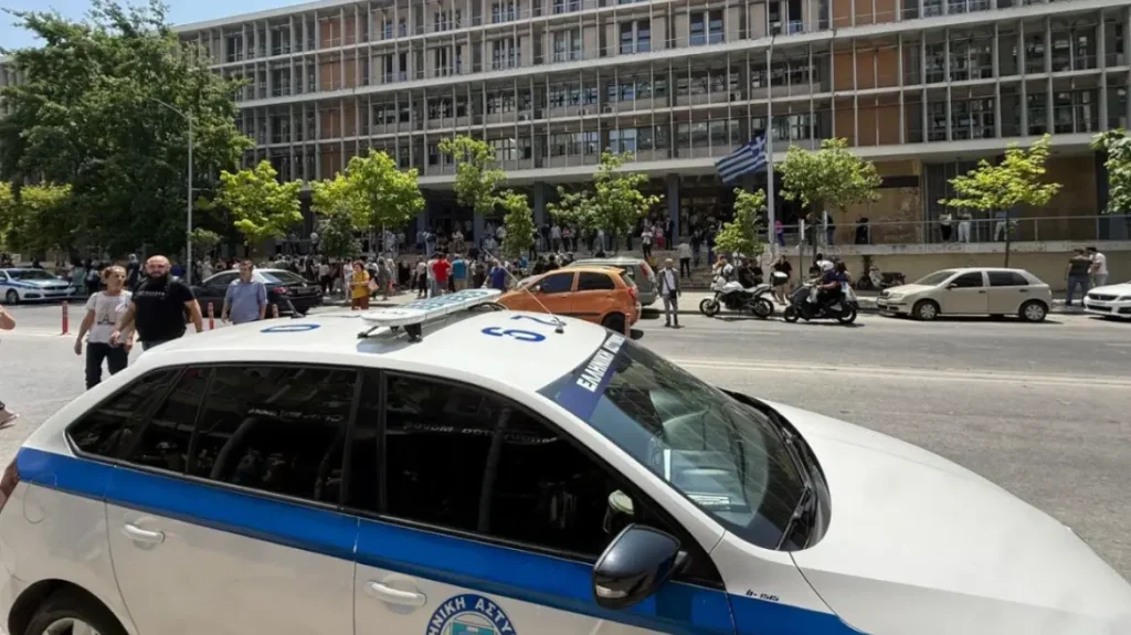 Θεσσαλονίκη: Φάρσα το τηλεφώνημα για βόμβα στο Δικαστικό Μέγαρο (upd)