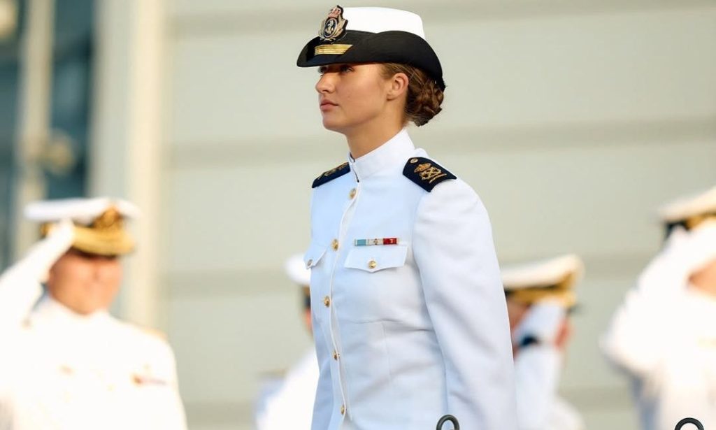 Ισπανία: Η πριγκίπισσα Λεονόρ επιβιβάστηκε στη φρεγάτα «Blas de Lezo» για την στρατιωτική εκπαίδευση