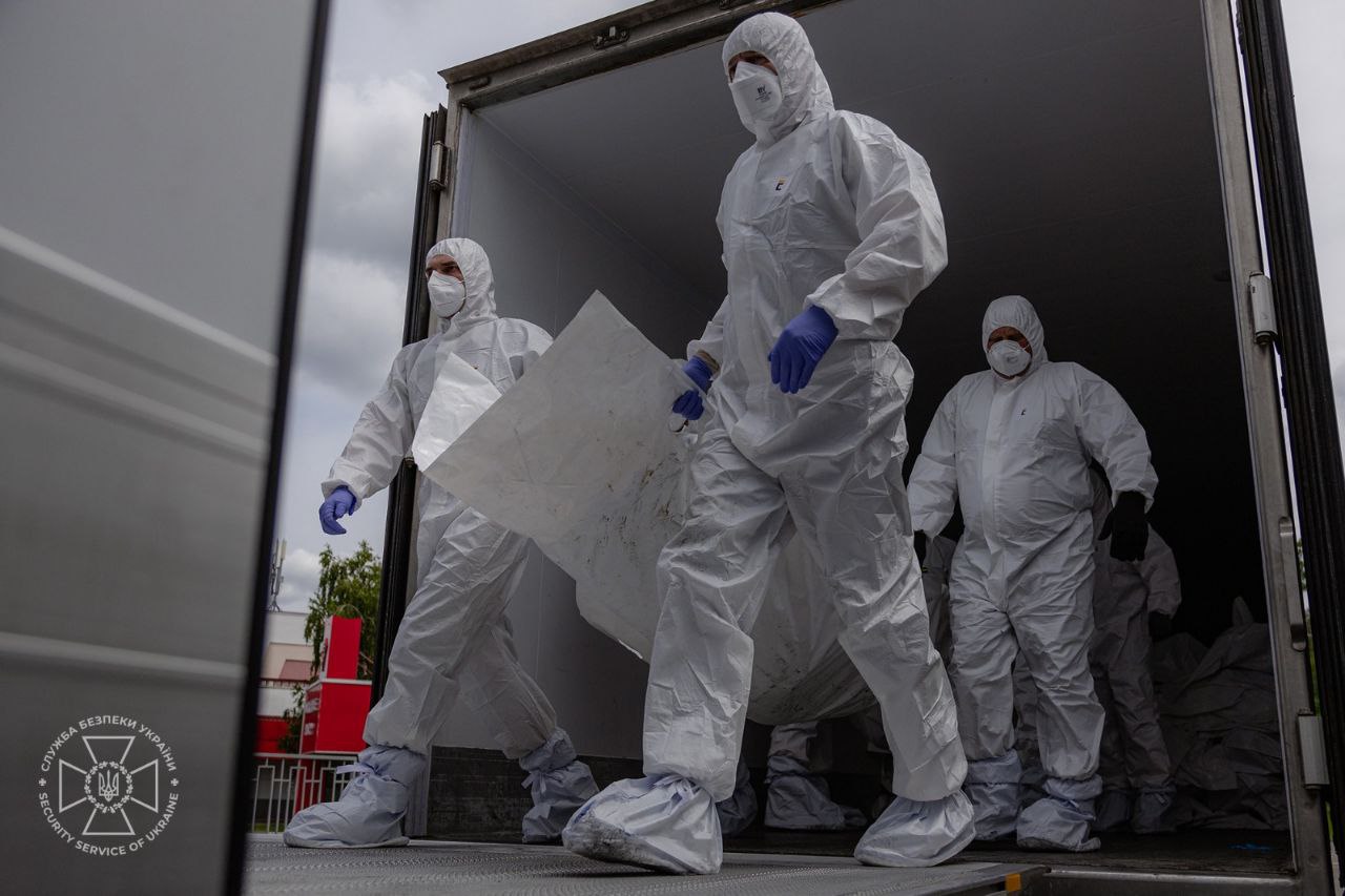 Έγινε τελικά η παράδοση των σορών των Ουκρανών που σκοτώθηκαν στις μάχες με τους Ρώσους