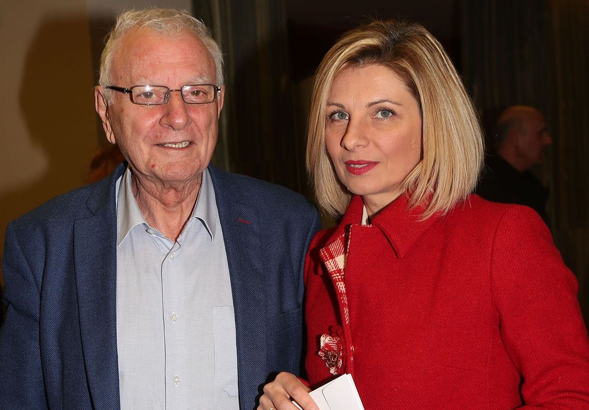 Μαρία Παναγοπούλου για Κώστα Χαρδαβέλλα: «Ταλαιπωρήθηκε για χρόνια από τον καρκίνο – Έχασε τη φωνή του»