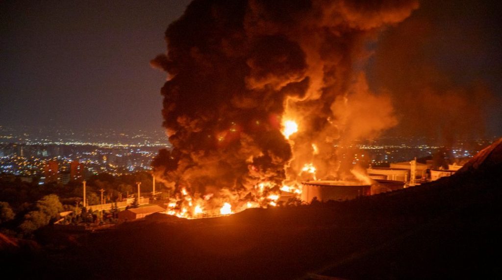 Ιράν: «Δεν διαπραγματευόμαστε όσο δεχόμαστε επίθεση από το Ισραήλ»