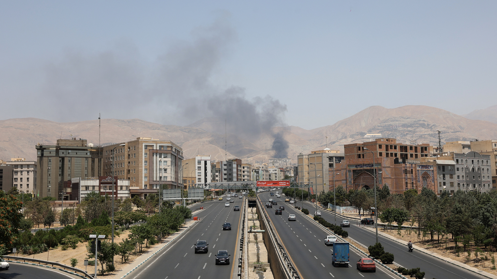 Nέα ισραηλινή επίθεση στην Τεχεράνη μετά το κτύπημα στο κτίριο της Μοσάντ