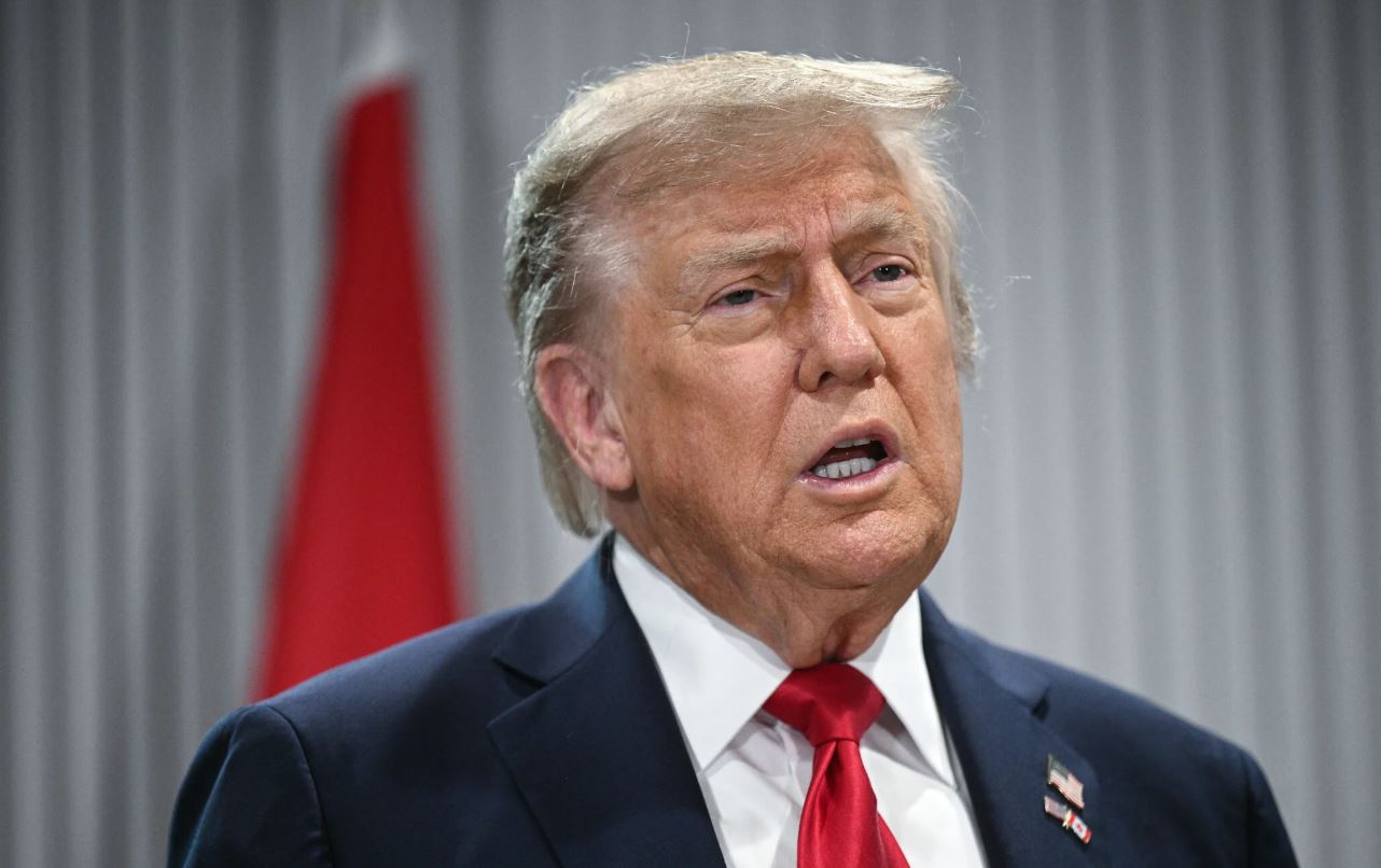 Ν.Τραμπ: «ΗΠΑ και σύμμαχοι έχουμε επιτύχει τον πλήρη και ολοκληρωτικό έλεγχο του εναέριου χώρου του Ιράν»