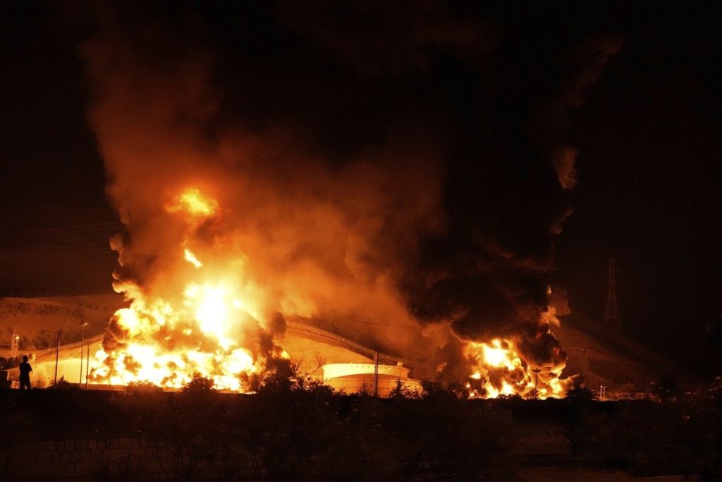 Εκρήξεις σημειώνονται στην Tεχεράνη