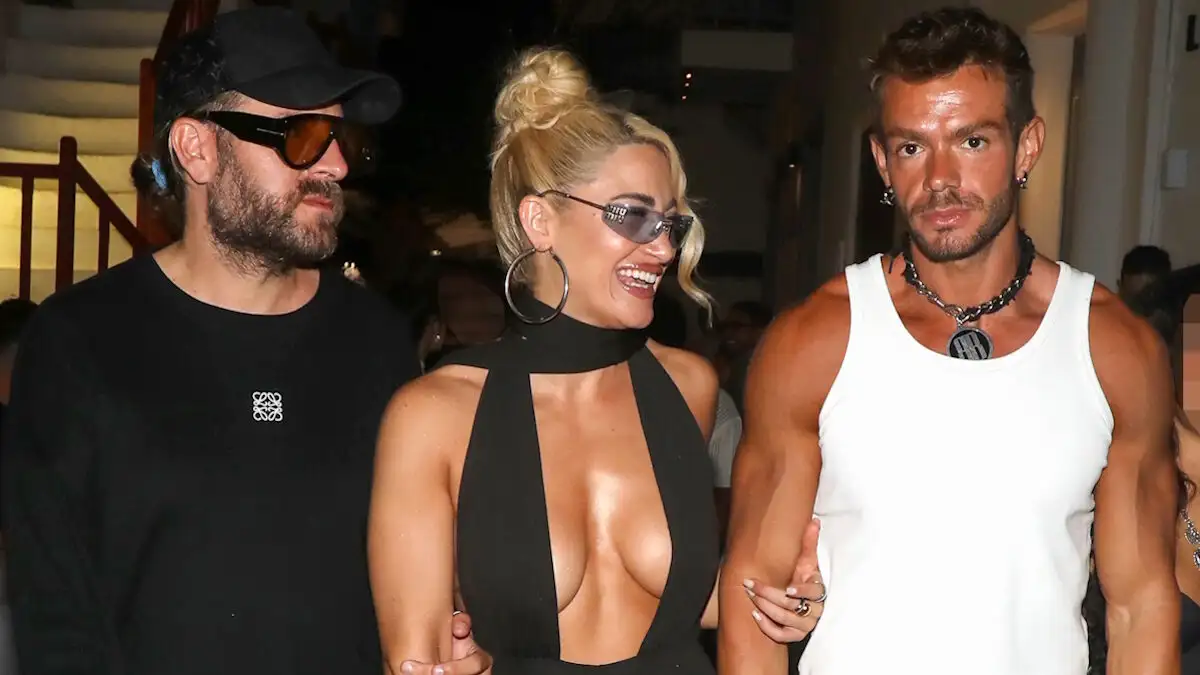 Ιωάννα Τούνη: Η αποκαλυπτική εμφάνιση της του Αγίου Πνεύματος στη Μύκονο – Δείτε φωτογραφίες 