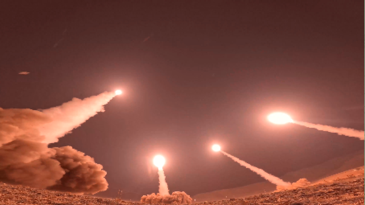 Φρουροί της Επανάστασης: «Το Ιράν εκτόξευσε υπερ-υπερηχητικούς πυραύλους εναντίον του Ισραήλ»