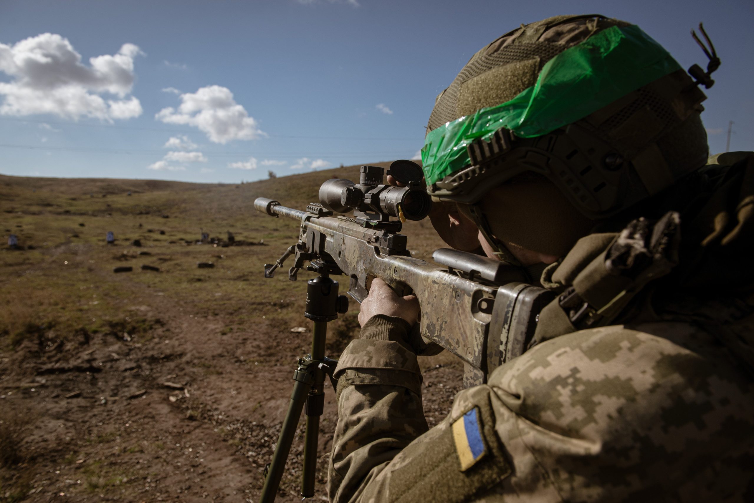 Οι Ρώσοι απάντησαν στην εξόντωση ταγματάρχη τους: Εξουδετέρωσαν κορυφαίο Ουκρανό ελεύθερο σκοπευτή (φωτο)