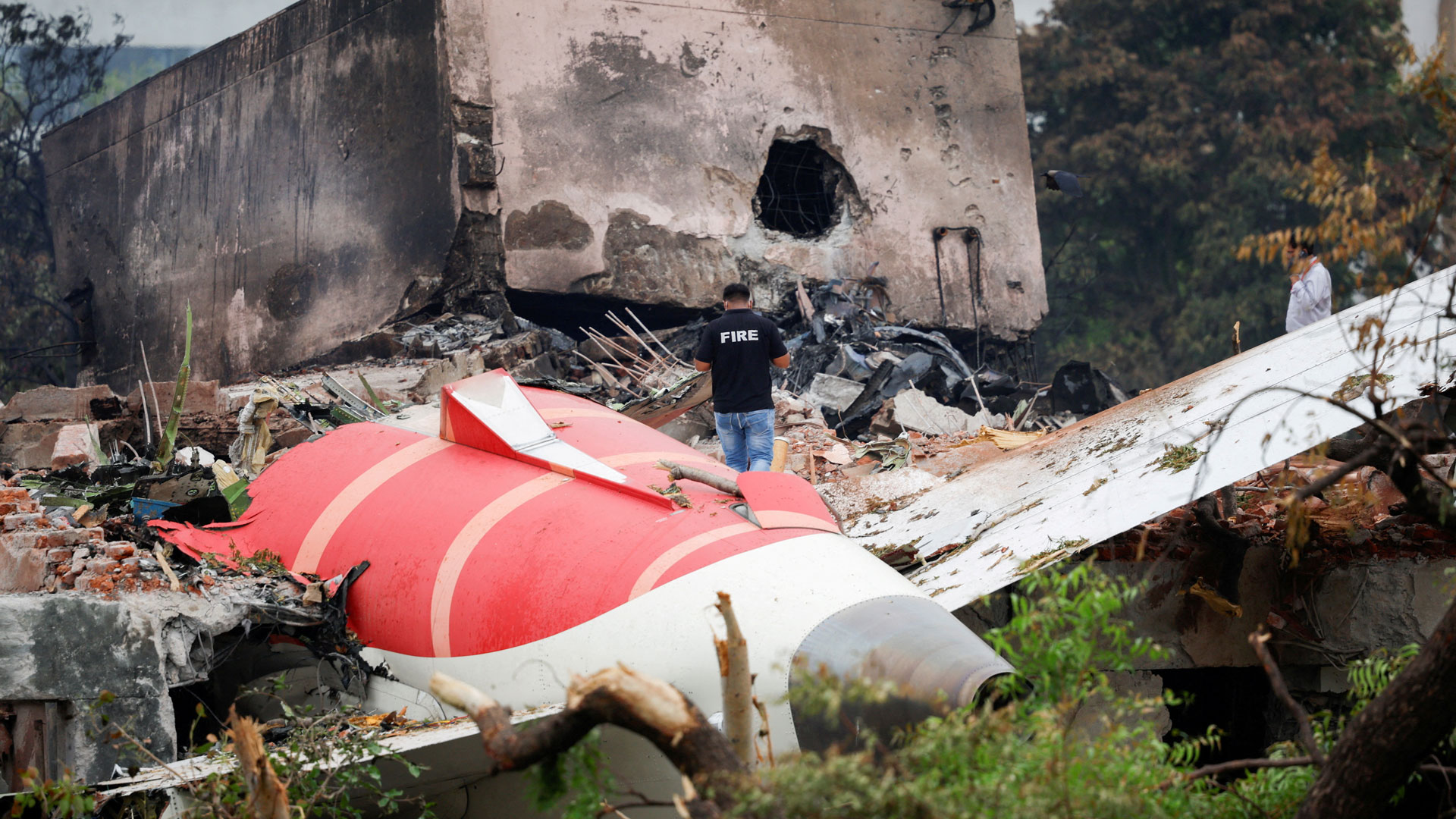 Πρόεδρος Air India: «Το Boeing 787 Dreamliner που συνετρίβη στο Αχμενταμπάντ είχε “λευκό ιστορικό” κινητήρων»