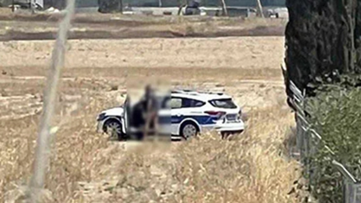 Κύπρος: Σε διαθεσιμότητα οι αστυνομικοί που ερωτοτροπούσαν μέσα στο περιπολικό – Αντιμέτωποι με ποινικά αδικήματα