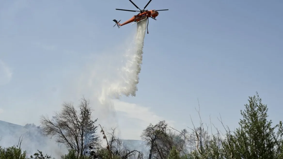 Φωτιά στον Ασπρόπυργο – Ισχυρή κινητοποίηση της Πυροσβεστικής 