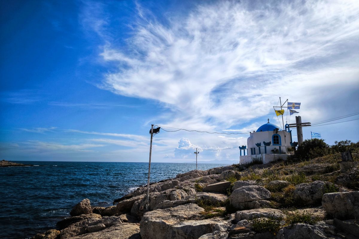 Καιρός: Ζέστη μέχρι και την Παρασκευή – Απότομη αλλαγή από το Σάββατο με πτώση θερμοκρασίας