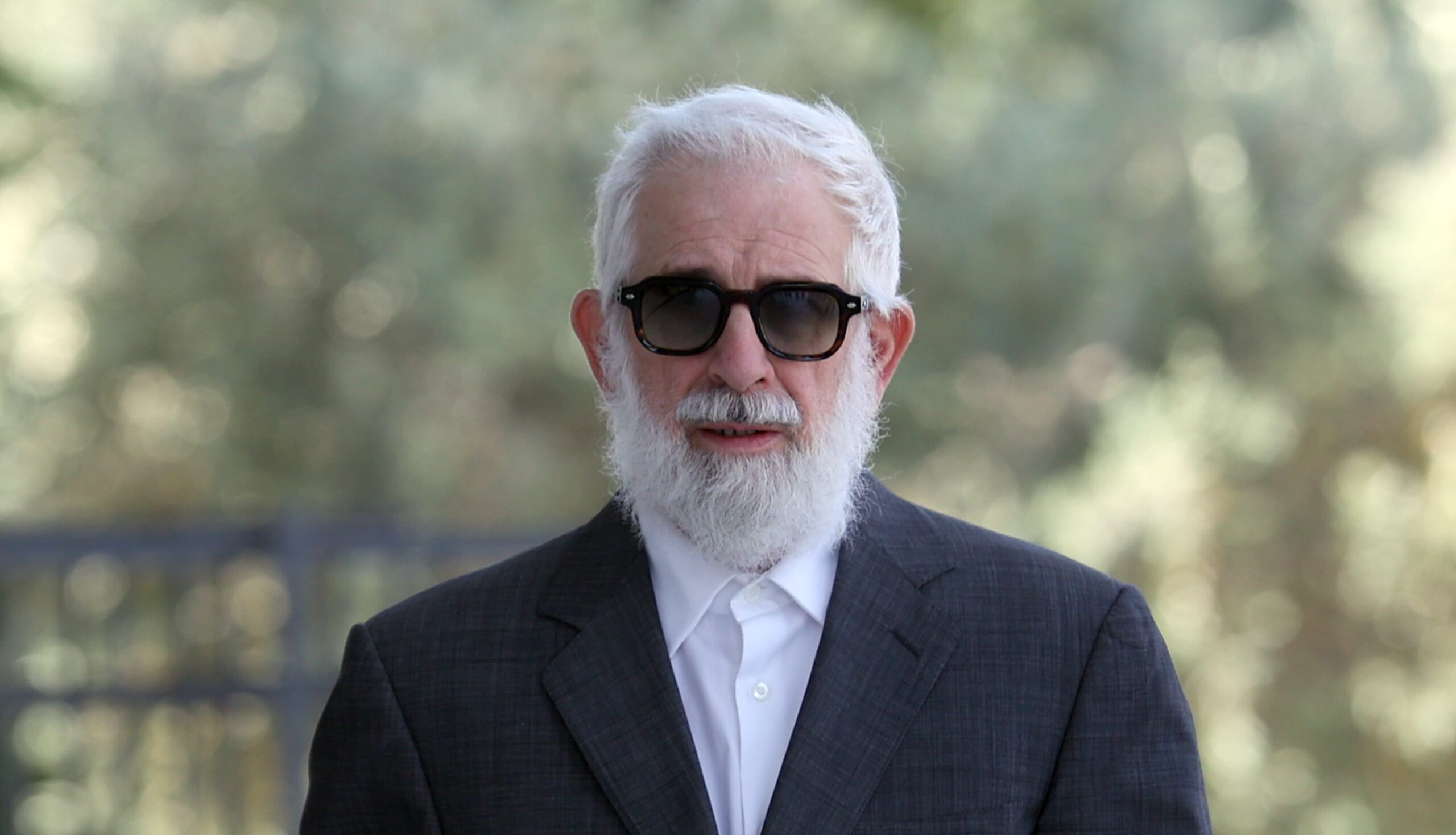 Π.Φιλιππίδης: «Είχα ερωτικές συνευρέσεις – Υπήρξα άπιστος αλλά δεν είμαι και Σπαλιάρας»