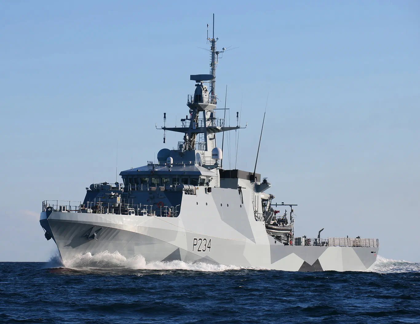 Πεκίνο για το βρετανικό πολεμικό πλοίο στα στενά της Ταϊβάν: «Πράξη σκόπιμης πρόκλησης»