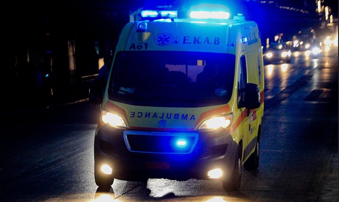 Αυτοκίνητο παρέσυρε και τραυμάτισε πεζούς στο κέντρο της Θεσσαλονίκης – Στο νοσοκομείο δύο άνθρωποι (βίντεο-φωτο)