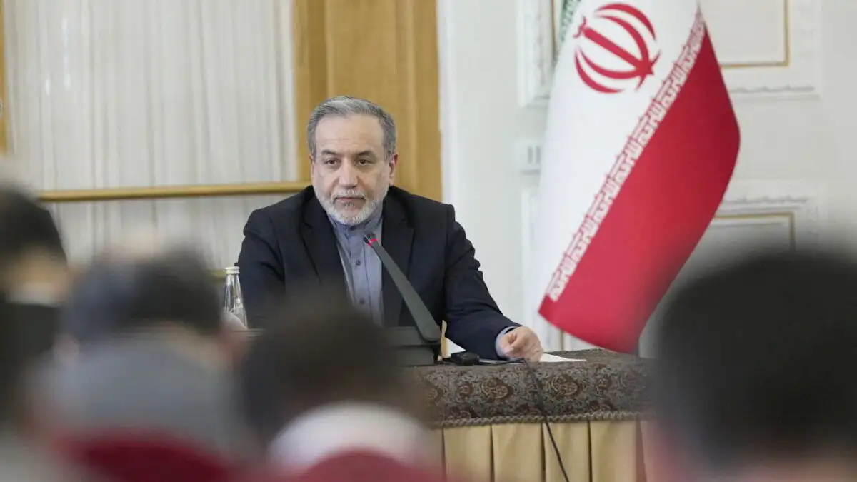 Ιρανός ΥΠΕΞ: «Δεν είμαστε διατεθειμένοι να διαπραγματευτούμε εφόσον η επιθετικότητα συνεχίζεται»