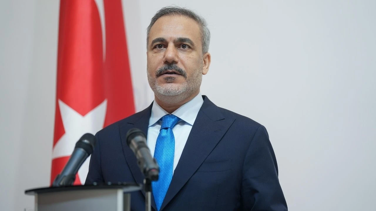 Νέες προκλήσεις Φιντάν για «τουρκική μειονότητα»: «Οι Τούρκοι των Δωδεκανήσων στερούνται δικαιώματα και ελευθερίες»