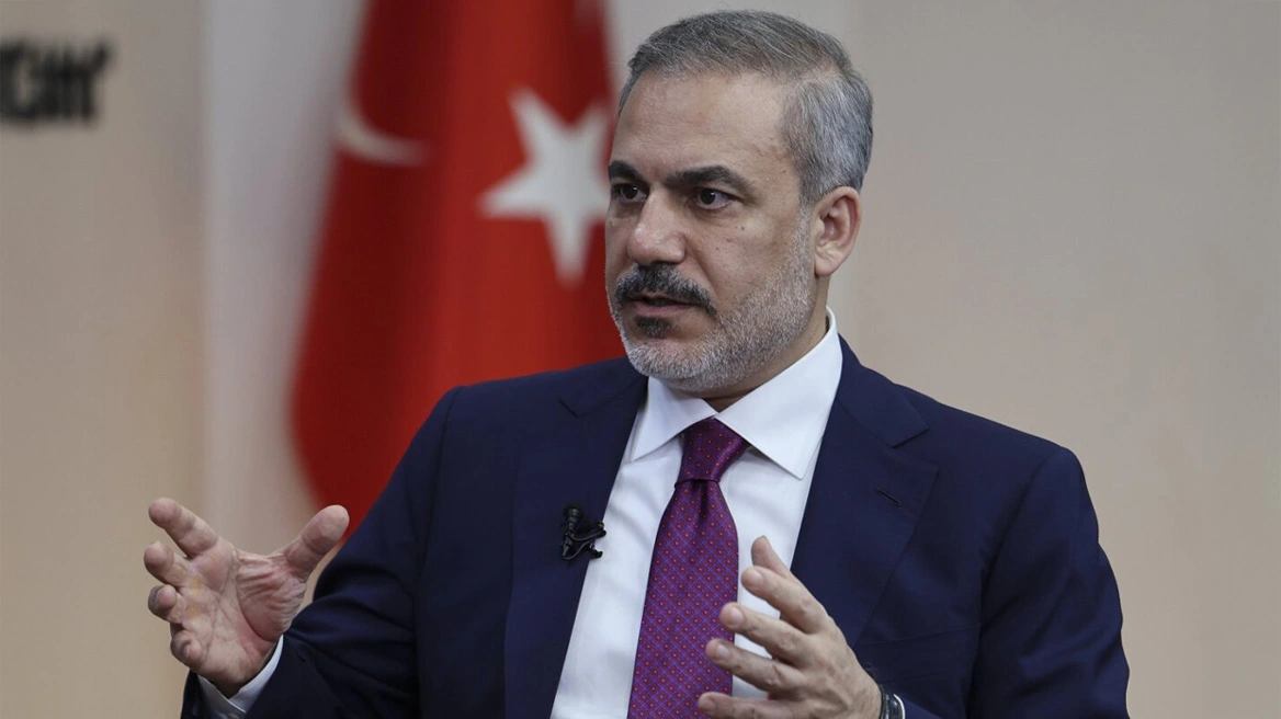 Χ.Φιντάν: «Το Ισραήλ θα σύρει τη μεσανατολική περιοχή στην καταστροφή με τις επιθέσεις στο Ιράν»