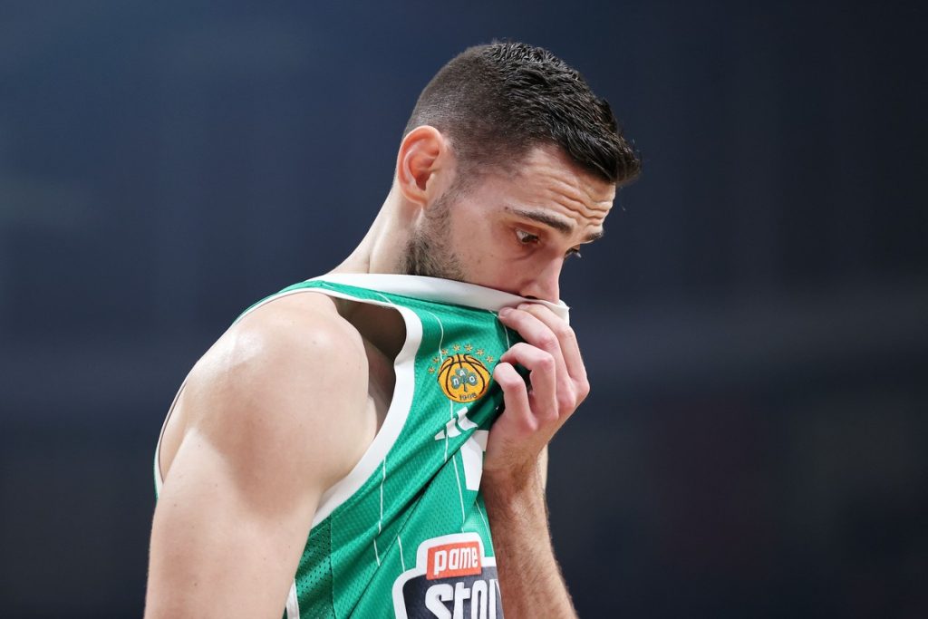 Το αντίο του Παναθηναϊκού στον Ι.Παπαπέτρου: «Άξιζες όσα πέτυχες – Για πάντα μέλος της οικογένειάς μας»