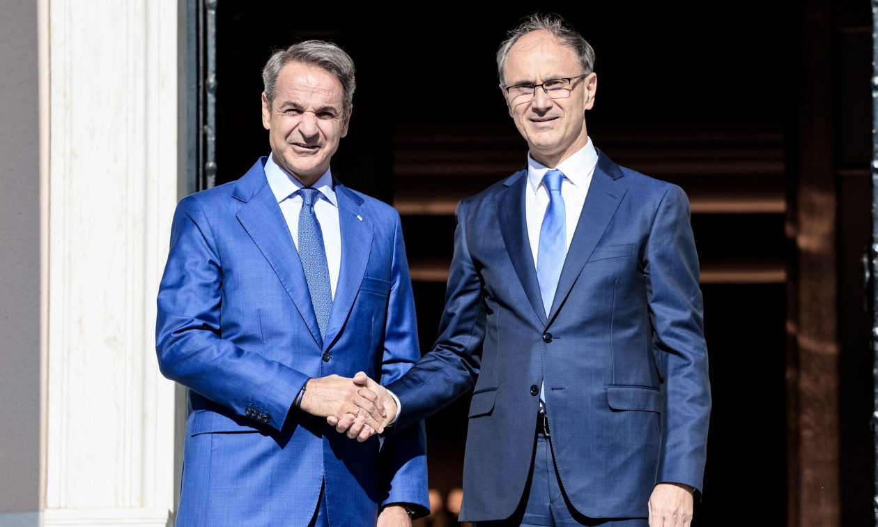 Με τον πρωθυπουργό της Σερβίας συναντήθηκε στο Μαξίμου ο Κ.Μητσοτάκης