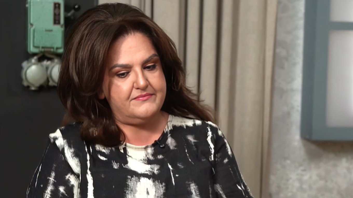 Συγκινημένη η Σοφία Βογιατζάκη ενώ μιλούσε για τους γονείς της: «Νιώθω ευλογημένη που τους είχα» (βίντεο)