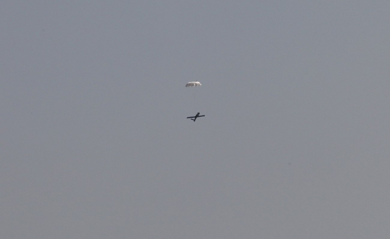 Ο ελληνικός στρατός δοκιμάζει drones στο πεδίο βολής της Σούδας – Δείτε βίντεο