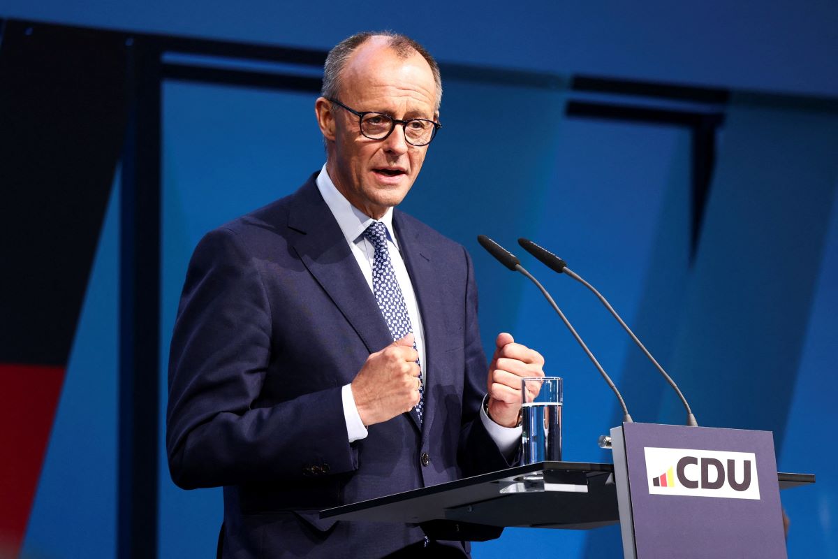 Φ.Μερτς: Χαιρετίζει την πρόταση Ν.Τραμπ για κατάπαυση πυρός μεταξύ Ισραήλ και Ιράν