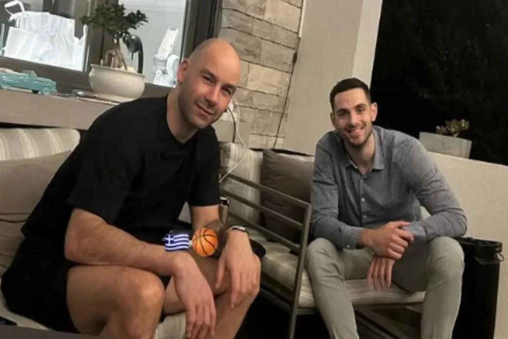 Βασίλης Σπανούλης προς τον Ι.Παπαπέτρου: «Συγχαρητήρια για την σπουδαία σου καριέρα – Περήφανος για’ σένα» (φωτο)