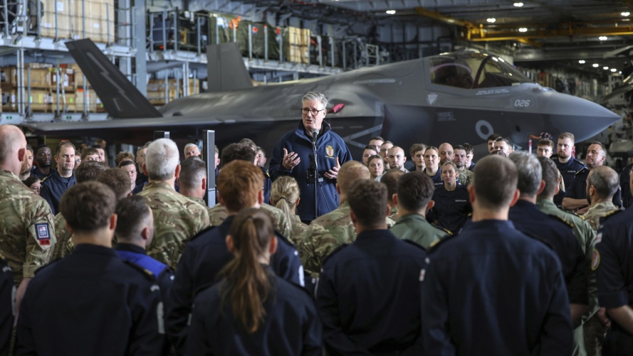 Η Βρετανία θα αποκτήσει ξανά αεροπορικά μέσα πυρηνικής αποτροπής