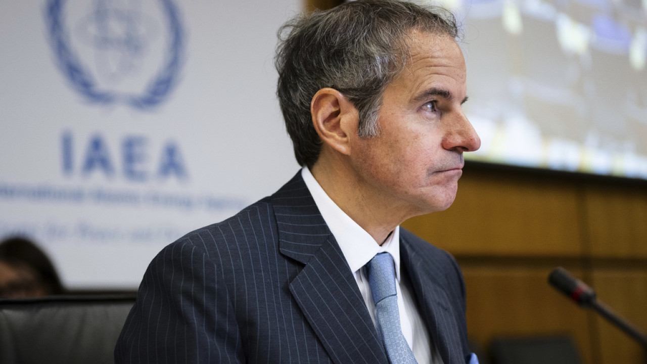 Επικεφαλής ΔΟΑΕ: «Να ξαναρχίσουν οι επιθεωρήσεις των εγκαταστάσεων του προγράμματος πυρηνικής ενέργειας του Ιράν»