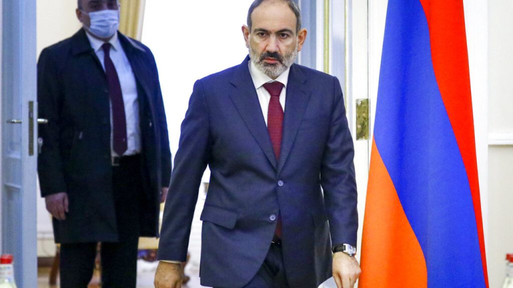 Πρωθυπουργός της Αρμενίας: «Απετράπη πραξικόπημα – Εμπλέκεται ο σκοτεινός μας Αρχιεπίσκοπος»