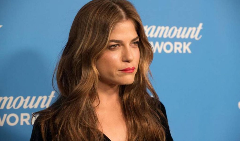 Σέλμα Μπλερ για την σκλήρυνση κατά πλάκας: «Βρήκα ότι έχω τα συμπτώματα εδώ και 30 χρόνια»