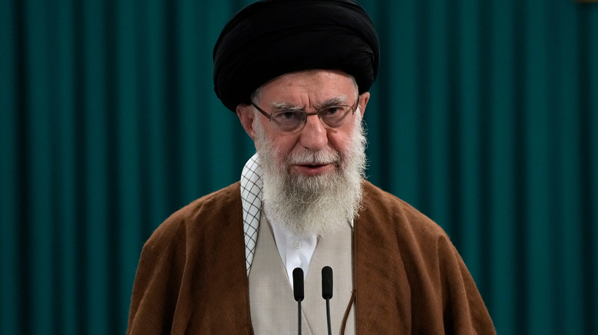 Αγιατολάχ Χαμενεΐ: Αναμένεται να απευθύνει το πρώτο του τηλεοπτικό μήνυμα 
