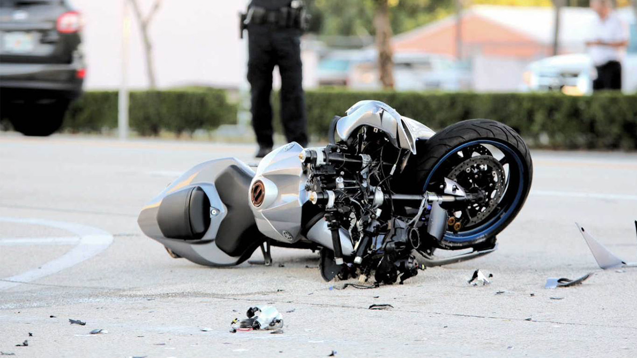 Θανατηφόρο τροχαίο στη Λεωφόρο Καλλιρόης: Νεκρός 58χρονος οδηγός μηχανής