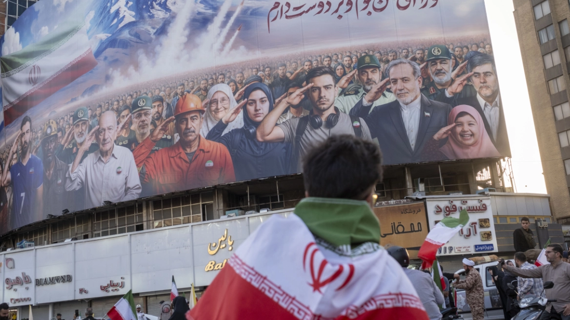 Το Ιράν θα τελέσει αύριο τις δημόσιες κηδείες αξιωματικών και επιστημόνων που σκοτώθηκαν στον πόλεμο με το Ισραήλ