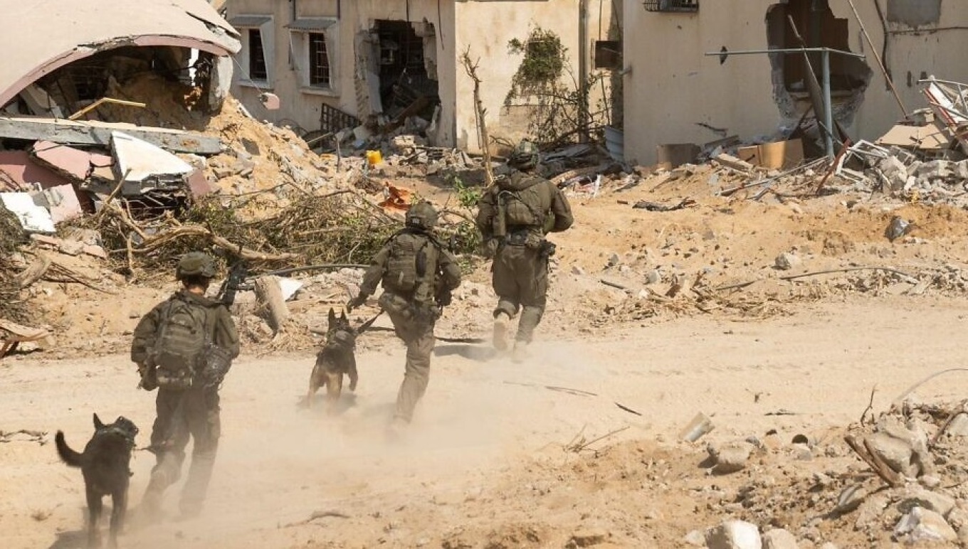 Ο ισραηλινός στρατός καλεί τους κατοίκους της Γάζας να απομακρυνθούν από περιοχές στο βόρειο τμήμα